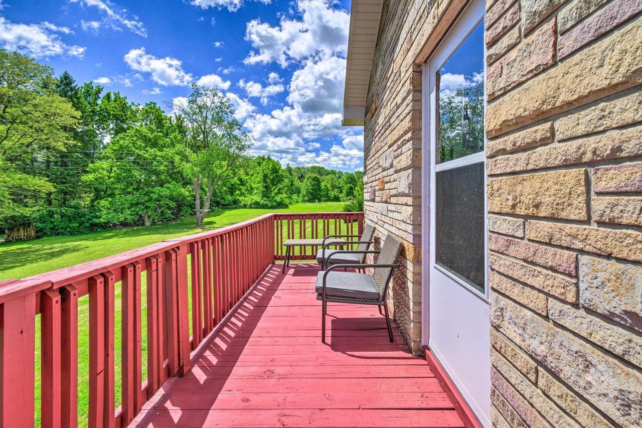 Roomy Montour Falls Retreat With Private Pool! Exteriör bild