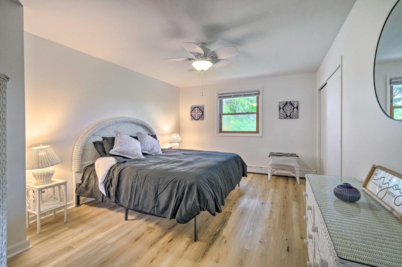 Roomy Montour Falls Retreat With Private Pool! Exteriör bild