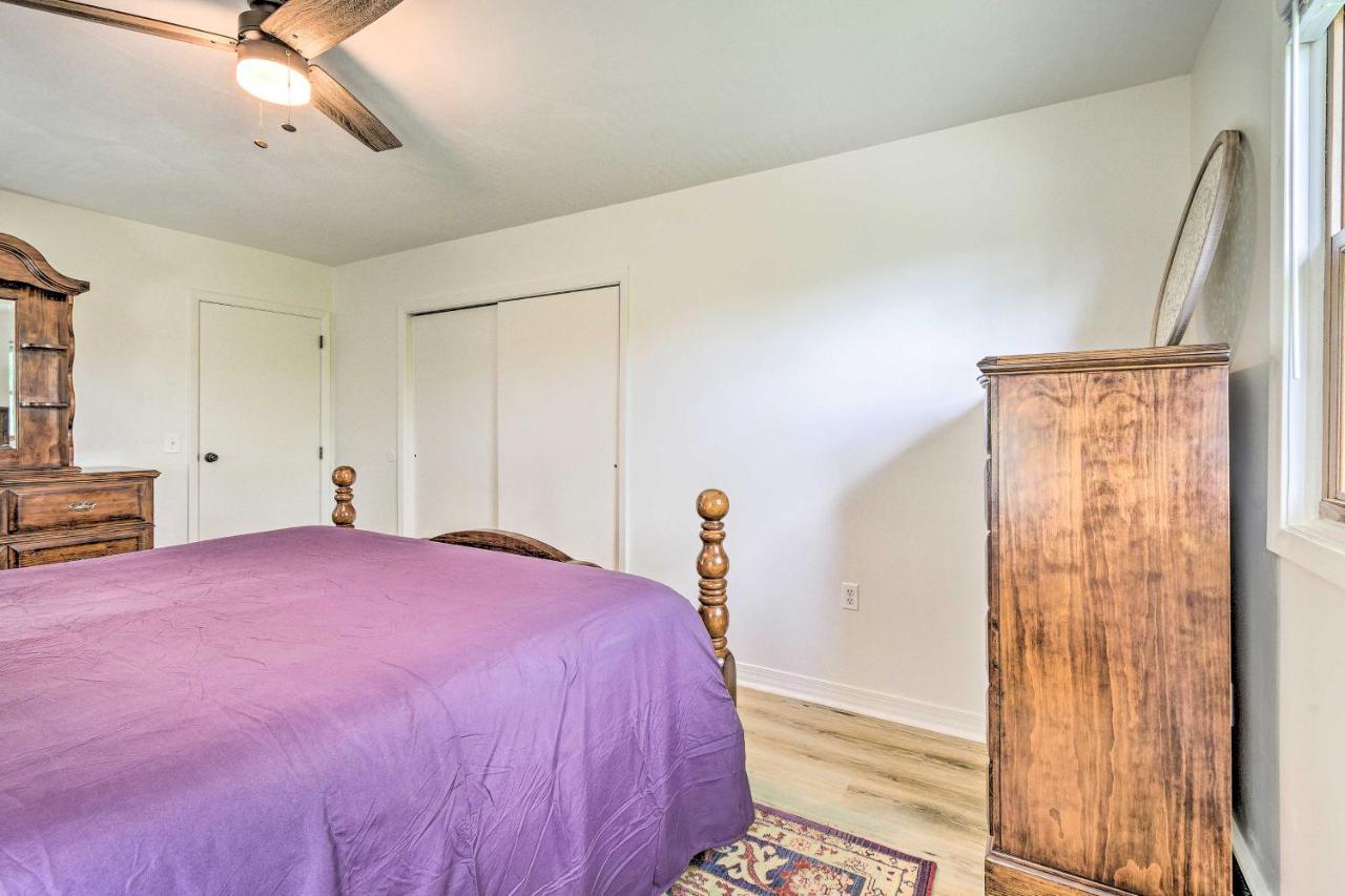 Roomy Montour Falls Retreat With Private Pool! Exteriör bild