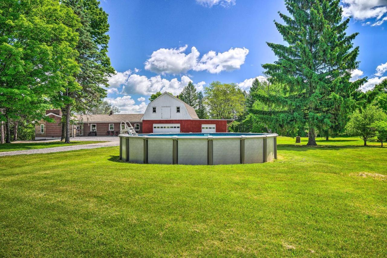 Roomy Montour Falls Retreat With Private Pool! Exteriör bild